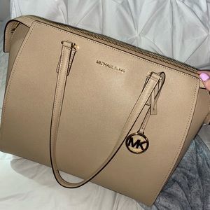 Michael Kors hand bag